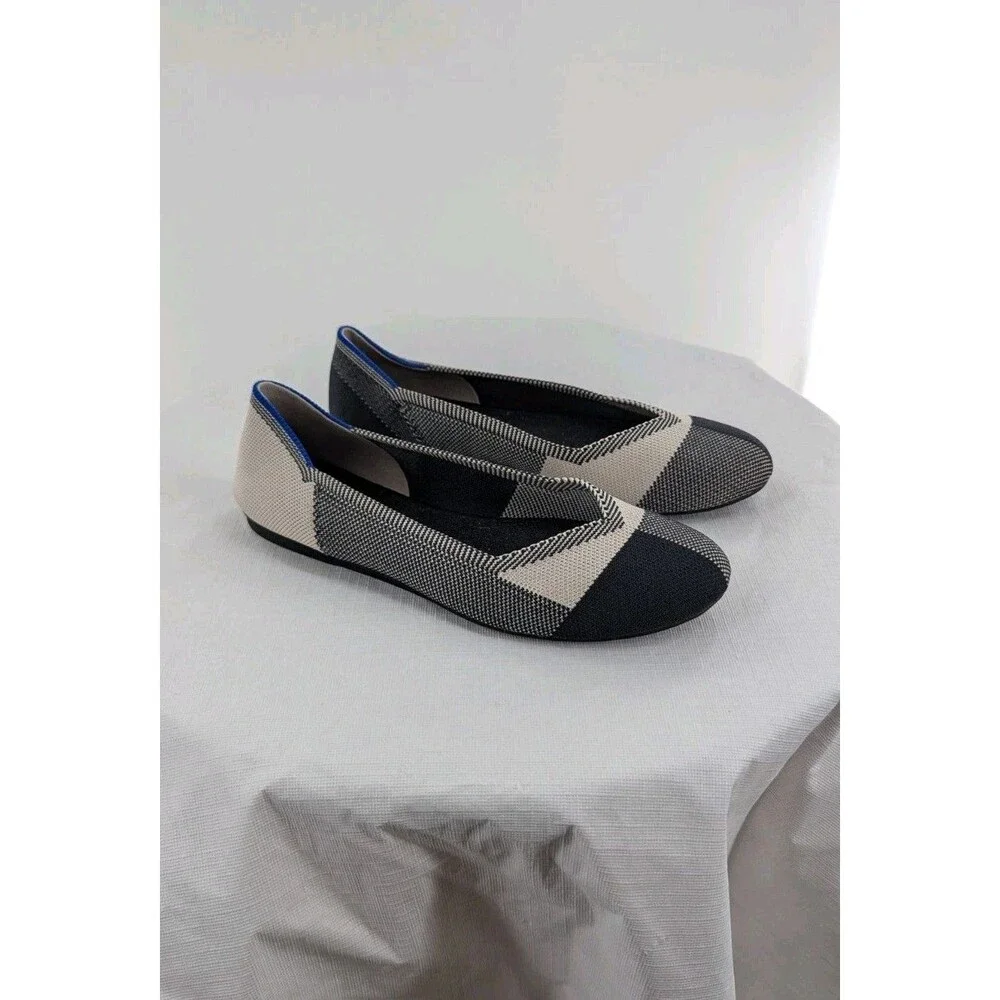 Rothy’s Beige Black Gray Captoe Flats 7.5 Ballet Work Office Preppy Comfort Shoe